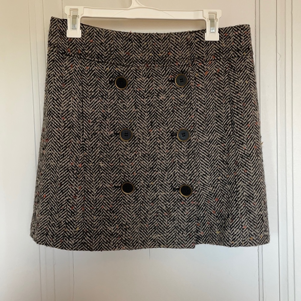 Tweed Ann Taylor Loft Mini Skirt. Size 2